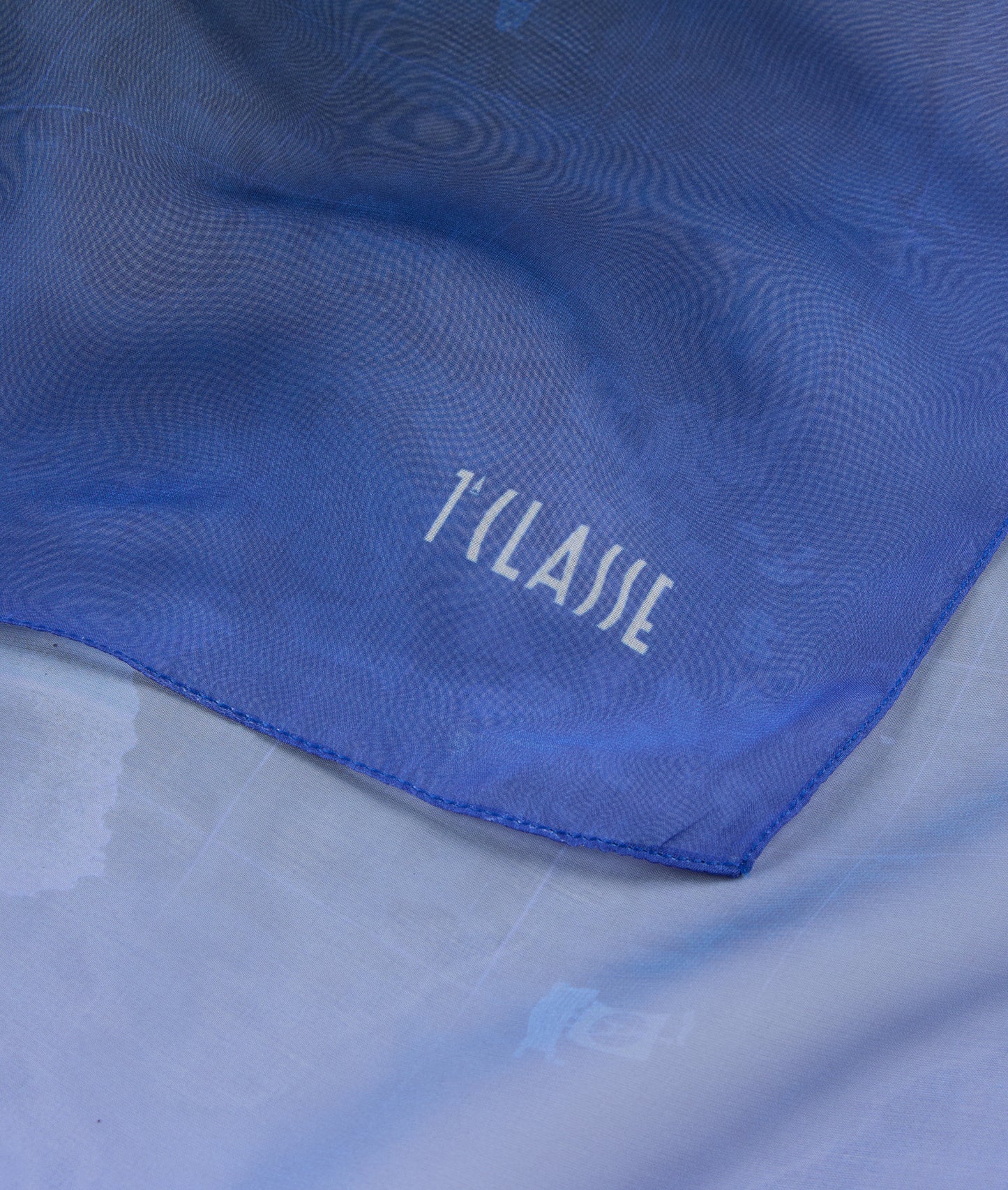 Foulard Geo Sfumato Invertito 75x75 - Alviero Martini Prima Classe