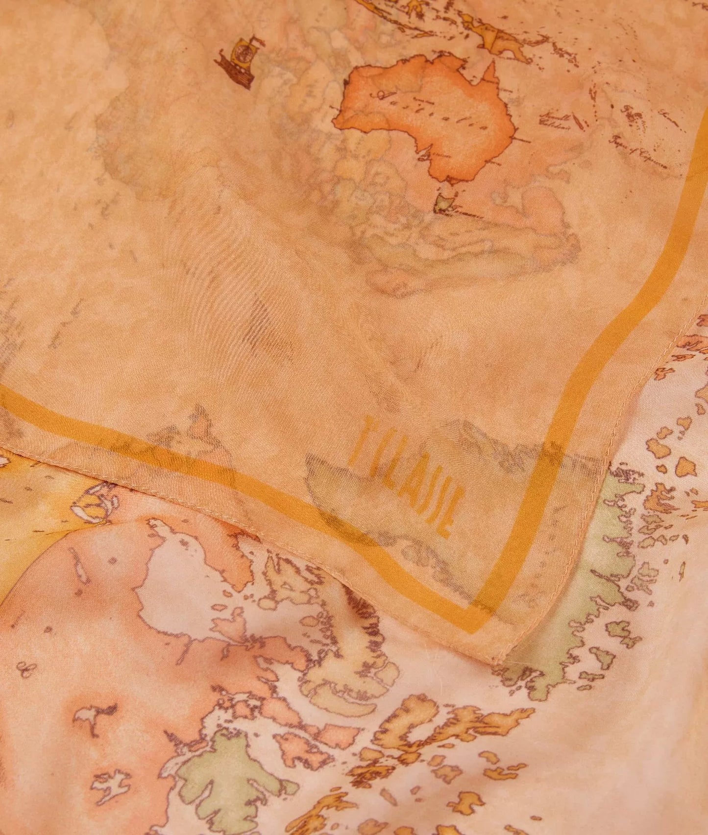 Foulard in viscosa e seta stampa Geo Color 60 x 60 cm - Alviero Martini Prima Classe