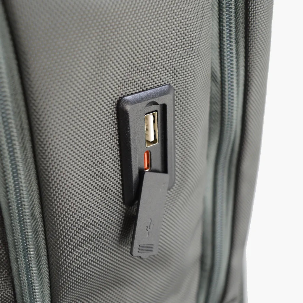 Zaino porta computer 15.6" con porta usb - Drone - Aeronautica Militare