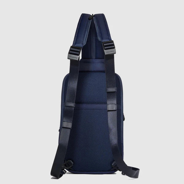 Zaino monospalla uomo in tessuto riciclato e pelle Blu - Orion - Piquadro