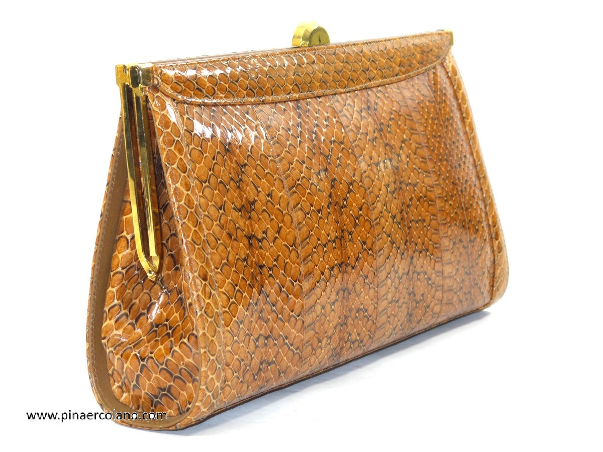 Pochette busta a mano con catenina