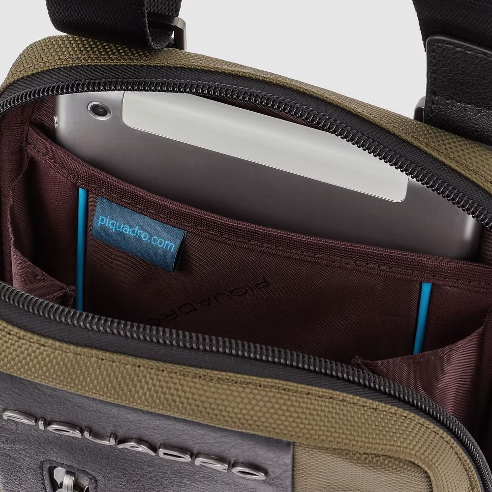 Borsello monospalla piccolo porta tablet mini in tessuto riciclato - Brief 2 - Piquadro