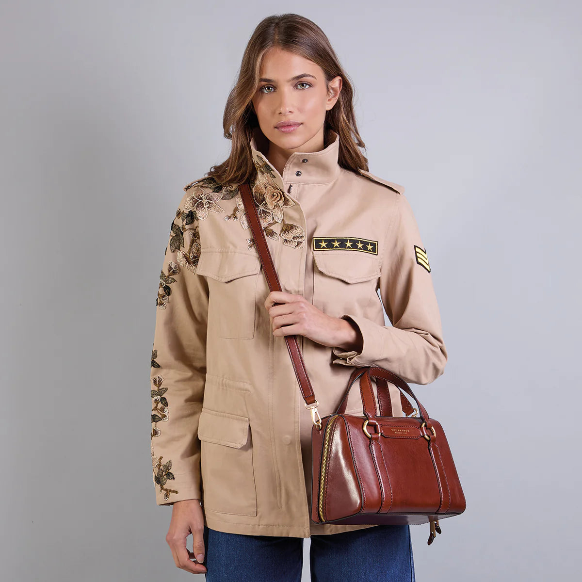 Borsa a mano in pelle con tracolla removibile LAURA The Bridge